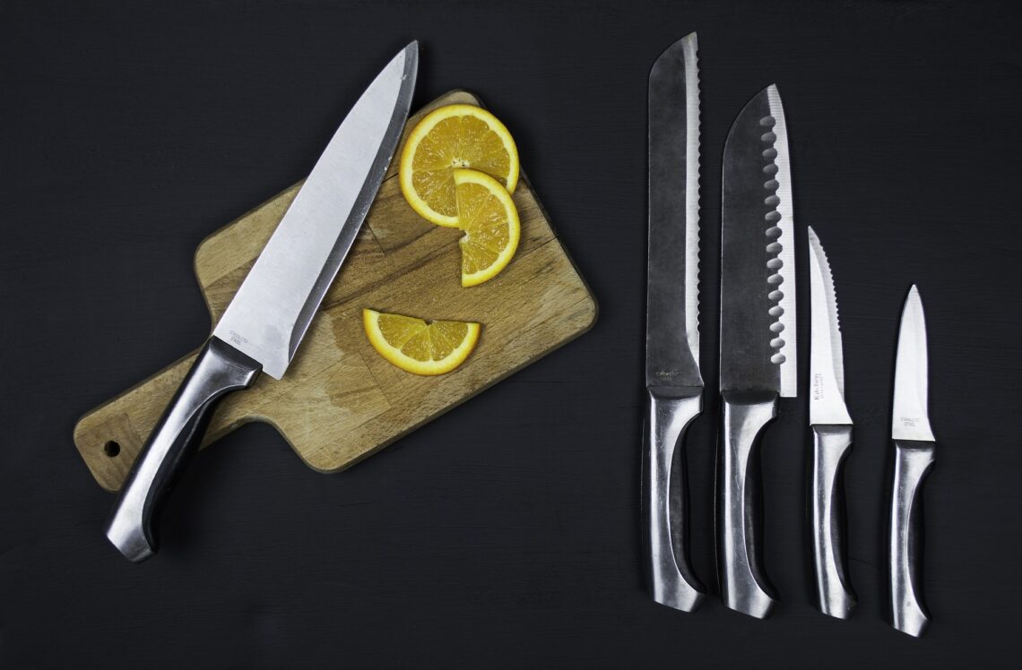 Vælg et Damaskus knivsæt med en lækker Santoku kniv i Damaskus stål